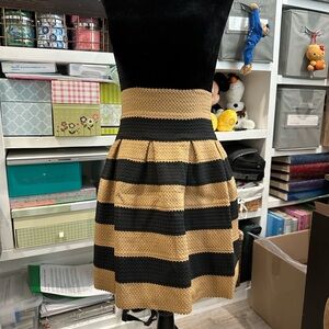 Gold and Black Pleated Bubble Cocktail Skirt